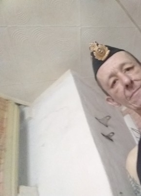 Андрей, 42, Россия, Белозёрск