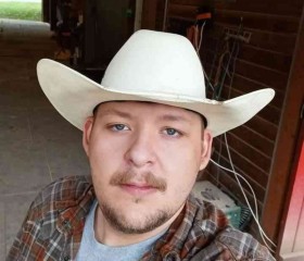 Drew, 28, Silver Firs