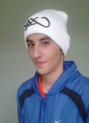Александр, 31, Россия, Ломоносов