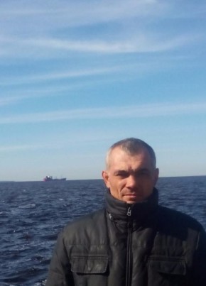 Антон, 48, Россия, Уразовка