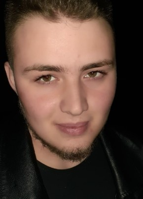 Artem, 21, Russia, Saratov