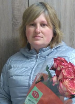 Надя, 39, Україна, Хуст