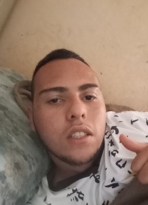 Felipe из Euclides da Cunha 20 лет