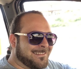 porfiD, 36, San Salvo