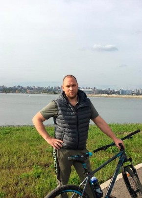 Олег, 44, Россия, Батайск