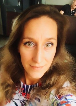 Arianne, 42, United States of America, Cleveland (State of Ohio)