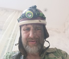 Petr, 49, Saint Petersburg