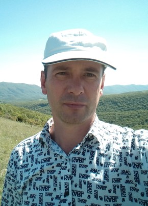 Aleksandr, 42, Russia, Adler