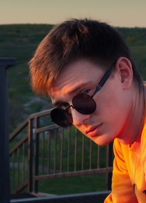 Богдан, 21, Россия, Арзамас