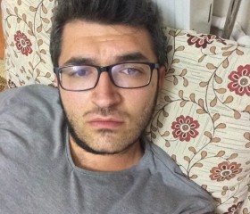 Semttmariosuu, 30, Emet