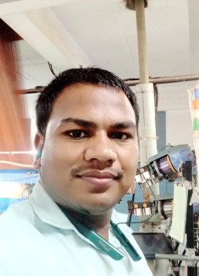 Ajay kumar yadav, 27, India, Surat