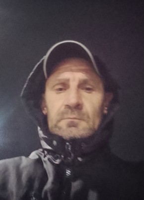 Евгений из Новокубанска 46 лет