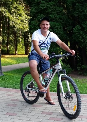 Антон, 36, Россия, Нахабино