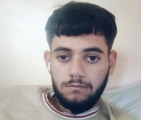 Bassem Kahlia, 19, Medea