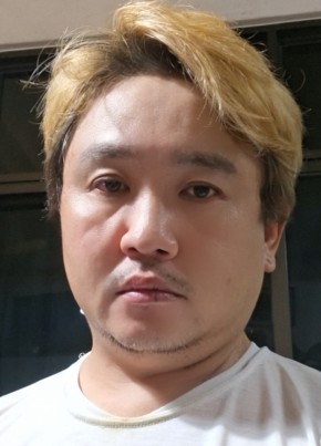 ERIC из George Town 45 лет