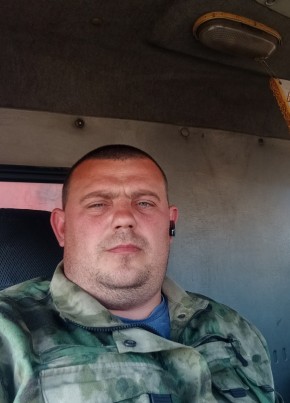 Петр, 35, Россия, Канск