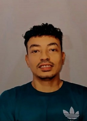 Raymiton из Mineiros 32 года