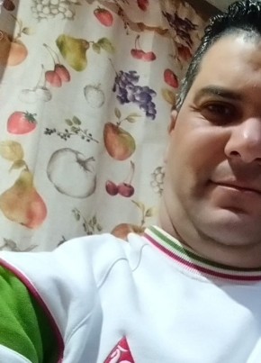 Mohamed, 41, People’s Democratic Republic of Algeria, Khemis Miliana