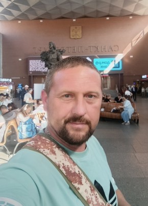 Николай из Соснового Бора 43 года