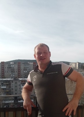 Иван, 34, Россия, Новоуральск