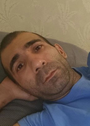 Михаил из Екатеринбурга 44 года