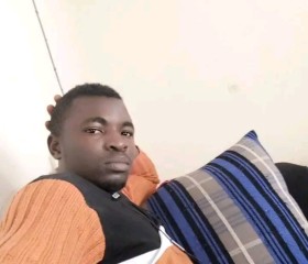 Kader, 27, Tiassale