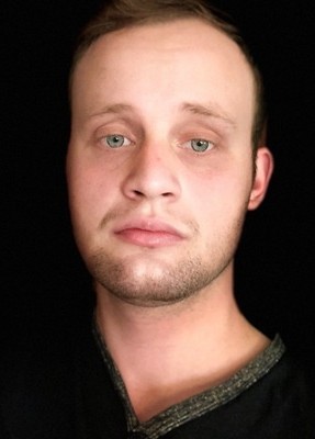 Илья, 28, Україна, Свалява
