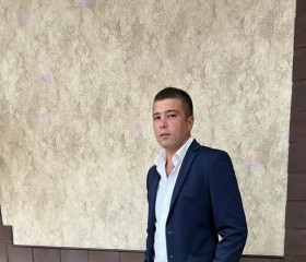 Максим, 27 лет, Новошахтинск