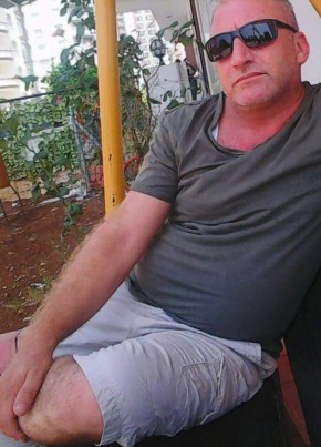 Jalal Rojava , 46, Republik Österreich, Wien