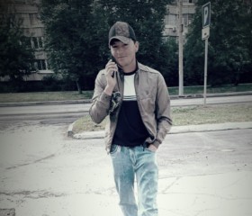 Safarali, 27, Tula