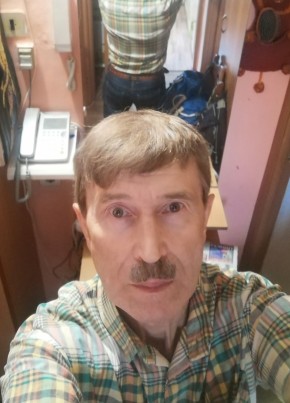 Игорь из Екатеринбурга 18 лет