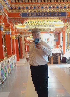 Артур из Бугульмы 42 года