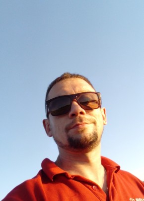 Антон, 35, Россия, Приозерск