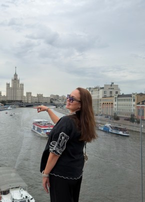 Ксюша из Москвы 48 лет