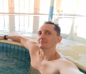 Yan, 37, Saint Petersburg
