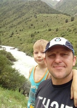 Евгений, 42, Кыргыз Республикасы, Каракол