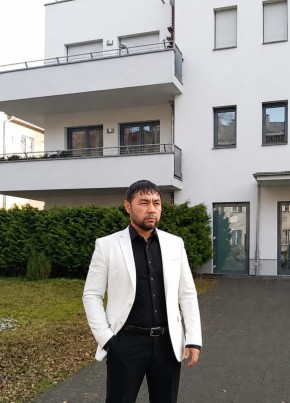 Ahmad из Berlin 36 лет
