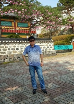 Serega, 42, Republic of Korea, Chinch on