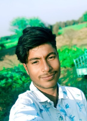 Ashwin Vagela, 18, India, Vadodara