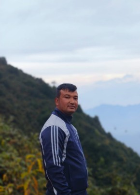 Nabin shrestha, 37, Federal Democratic Republic of Nepal, Kathmandu