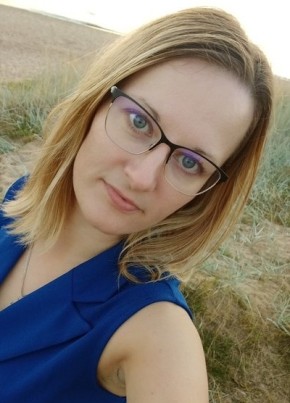 Julia, 33, Eesti Vabariik, Rakvere