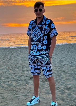 Nicolas, 18, Romania, Ramnicu Valcea