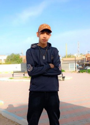 OUSSAMA из Ksar Chellala 18 лет