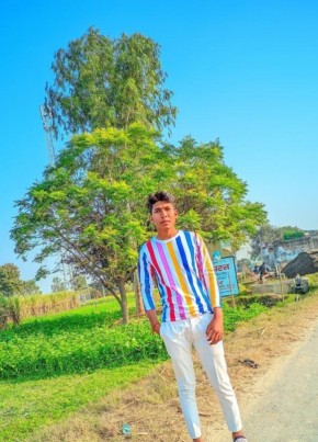 Gourav, 18, India, Hāpur