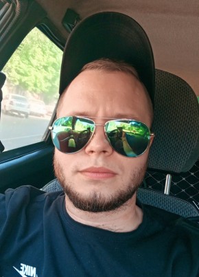 Евгений из Азова 27 лет