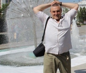 Олег, 56 лет, Новороссийск