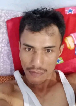 Yayan Suryana, 37, Indonesia, Bengkulu