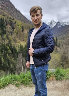 Alexandru Borta, 29, United Kingdom, London