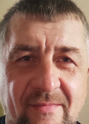 Павел, 47, Россия, Устюжна