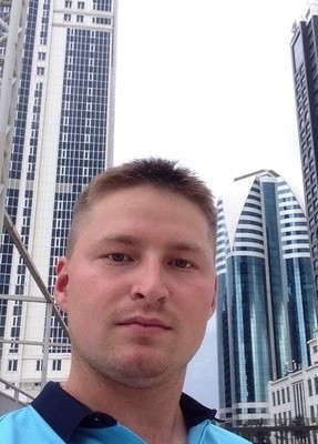 Антон, 32, Россия, Моздок